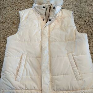 Chaps Women's Ivory Puffer Vest